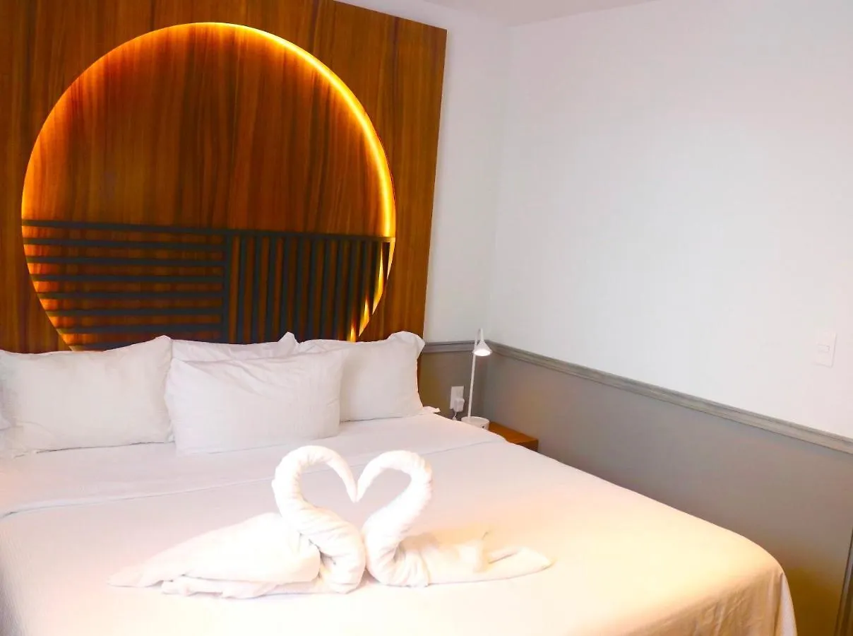 Отель Singular Joy Vacation Rentals Плая-дель-Кармен